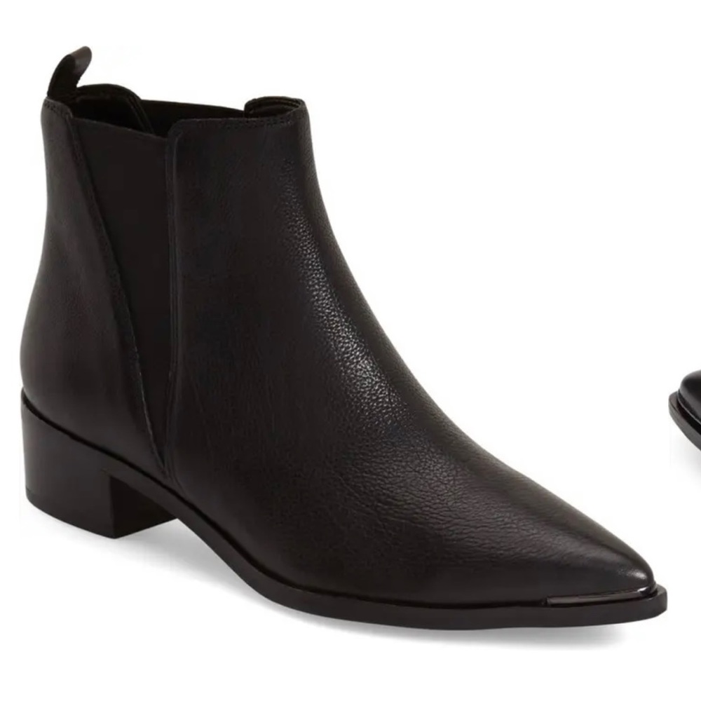 Marc Fisher Yale Chelsea Boots